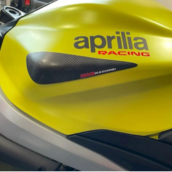 R&G Carbon Tank Sliders for RS660 - Tuono 660 '21-