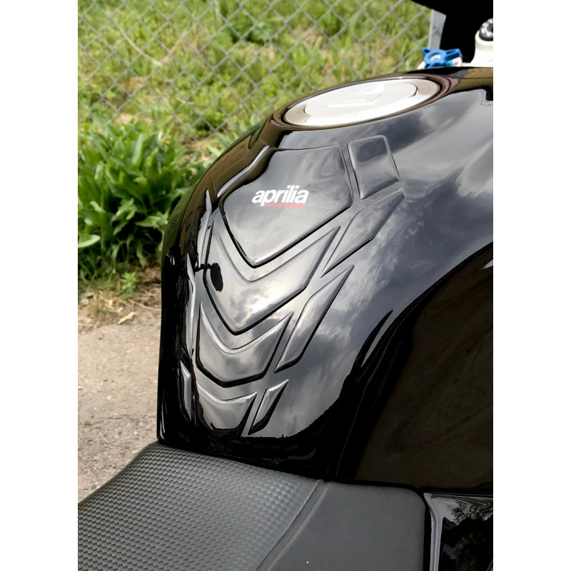 Aprilia tankpad RSV4